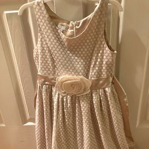 Girls dress